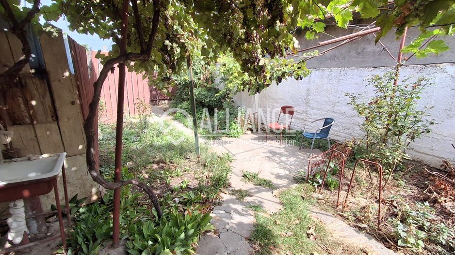 Casă de vânzare în cartierul Coiciu - Poză 1