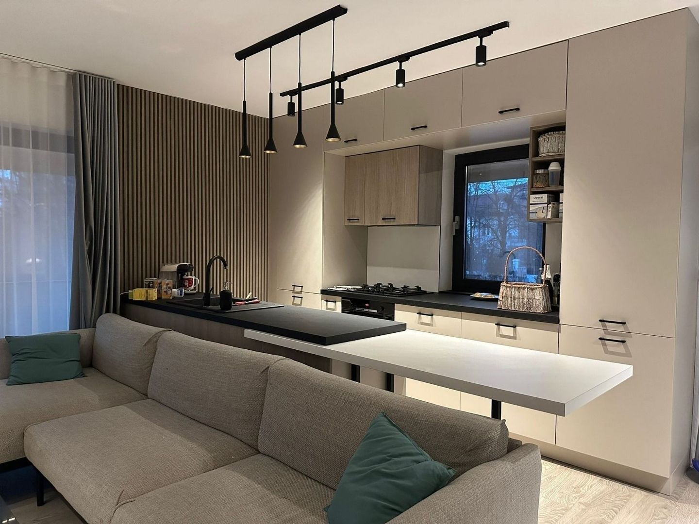 Apartament de Lux cu 4 Camere de Închiriat în Iancu Nicolae - Poză 7