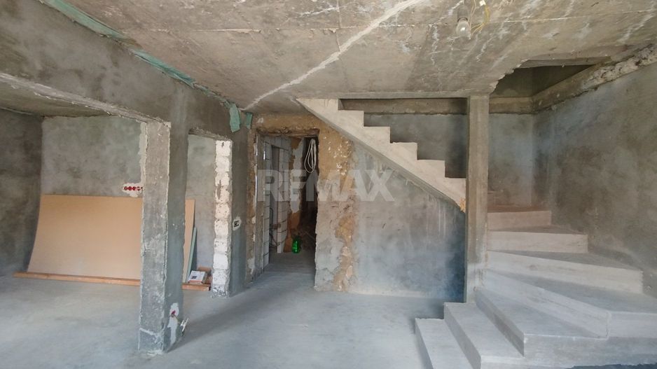 Locuință de 74 m² în Chetrosu, aproape de traseul R2 – potrivită de amenajare după propriul gust - Poză 7