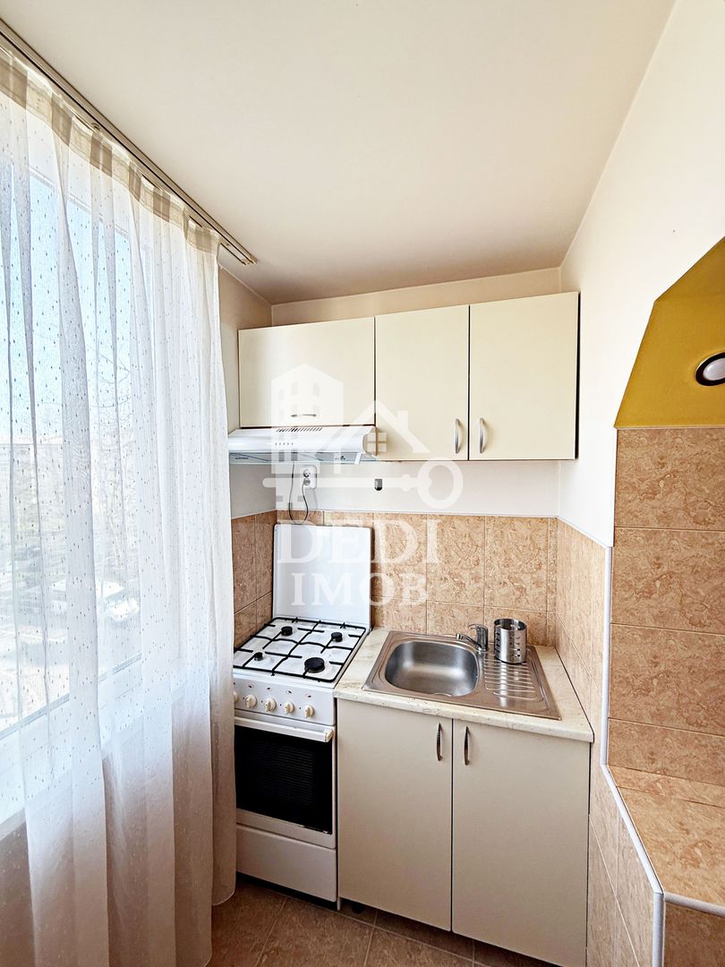 Apartament cu 3 camere de inchiriat Decebal, Oradea - Poză 9