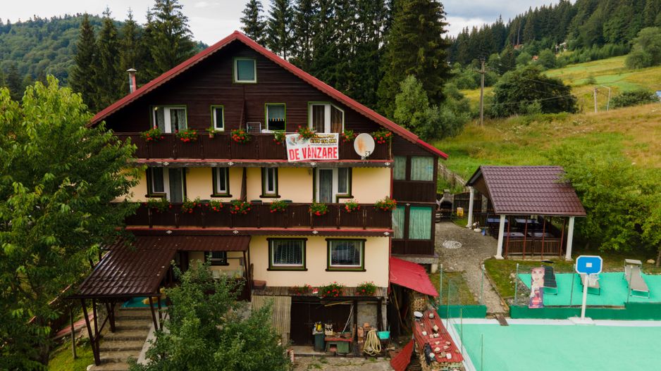 Proprietate in incantarea naturii, oportunitate investitie/rezidential, Predeal - Poză 1