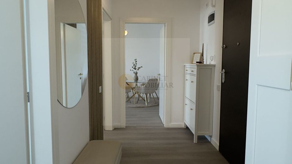 2 camere decomandat | Mobilat și utilat lux | Vedere panoramica - Poză 8