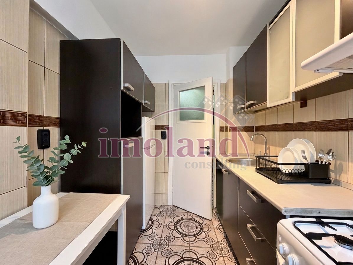 Inchiriere apartament 3 camere, parter, mobilat/utilat, bloc reabilitat | Pajura - Poză 2