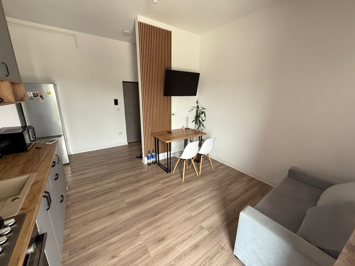 Giroc | Str. Neptun-Profi | Etaj 1| Mobilat-Utilat - Poză 1