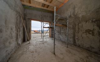 Casă premium la poalele Munților Piatra Craiului și Bucegi - Poză 9