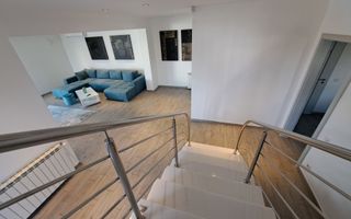 Casa Sibiu, terase panoramice, garaje, teren mare, Sura Mica - Poză 26