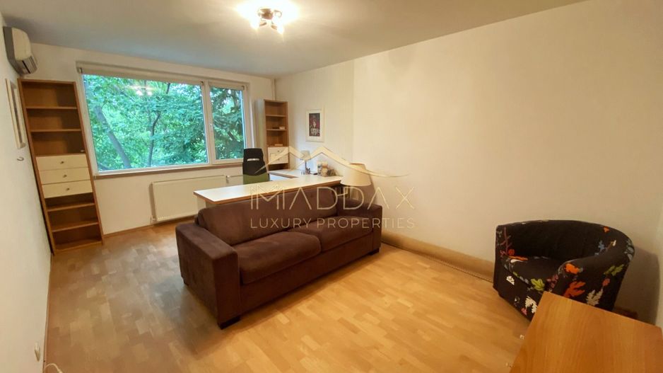 Apartament renovat cu 2 camere langa metrou de închiriat - Poză 7