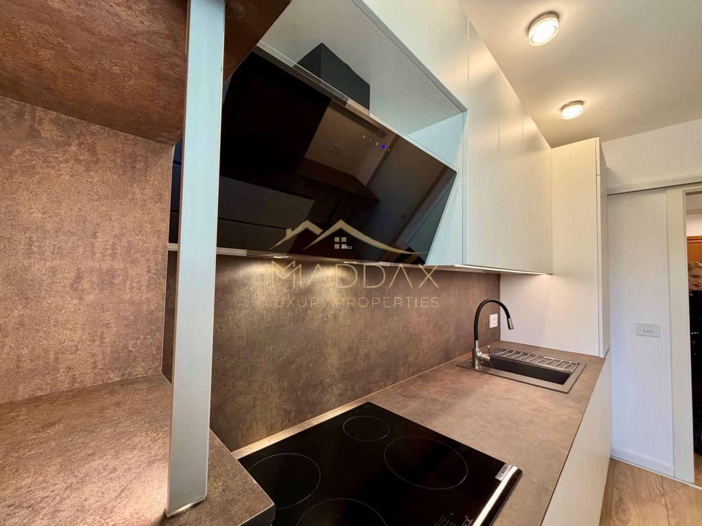 Apartament cu 2 camere *72mpu* + Terasa / *Prima Inchiriere* / Baneasa - Metrou - Poză 27