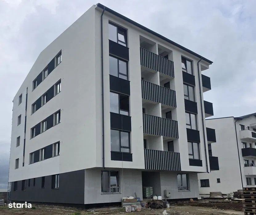 Apartament cu 3 camere de vânzare în Calea Bucuresti, Craiova - Poză 1