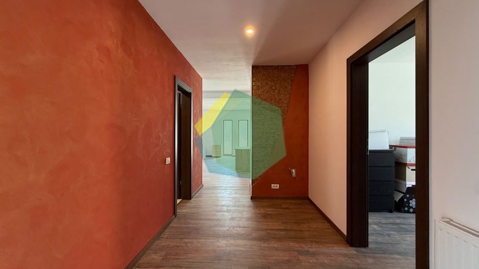 Spațiu comercial / birouri la parter | 135 mp | Odăi - Poză 1