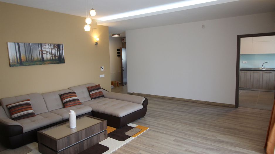 Apartament cu 3 camere de închiriat în zona Nord - Poză 10