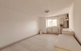 Vilă de închiriat, parter + etaj, str. Valea Rediului 36 - Poză 9
