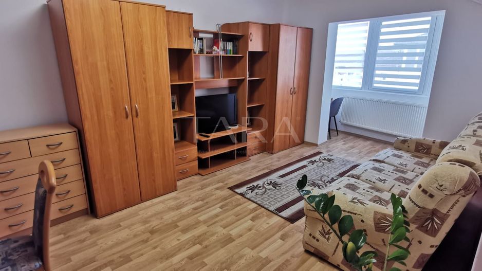 Apartament 2 camere decomandat, zona Petrom Baciu, mansardă înaltă. - Poză 1