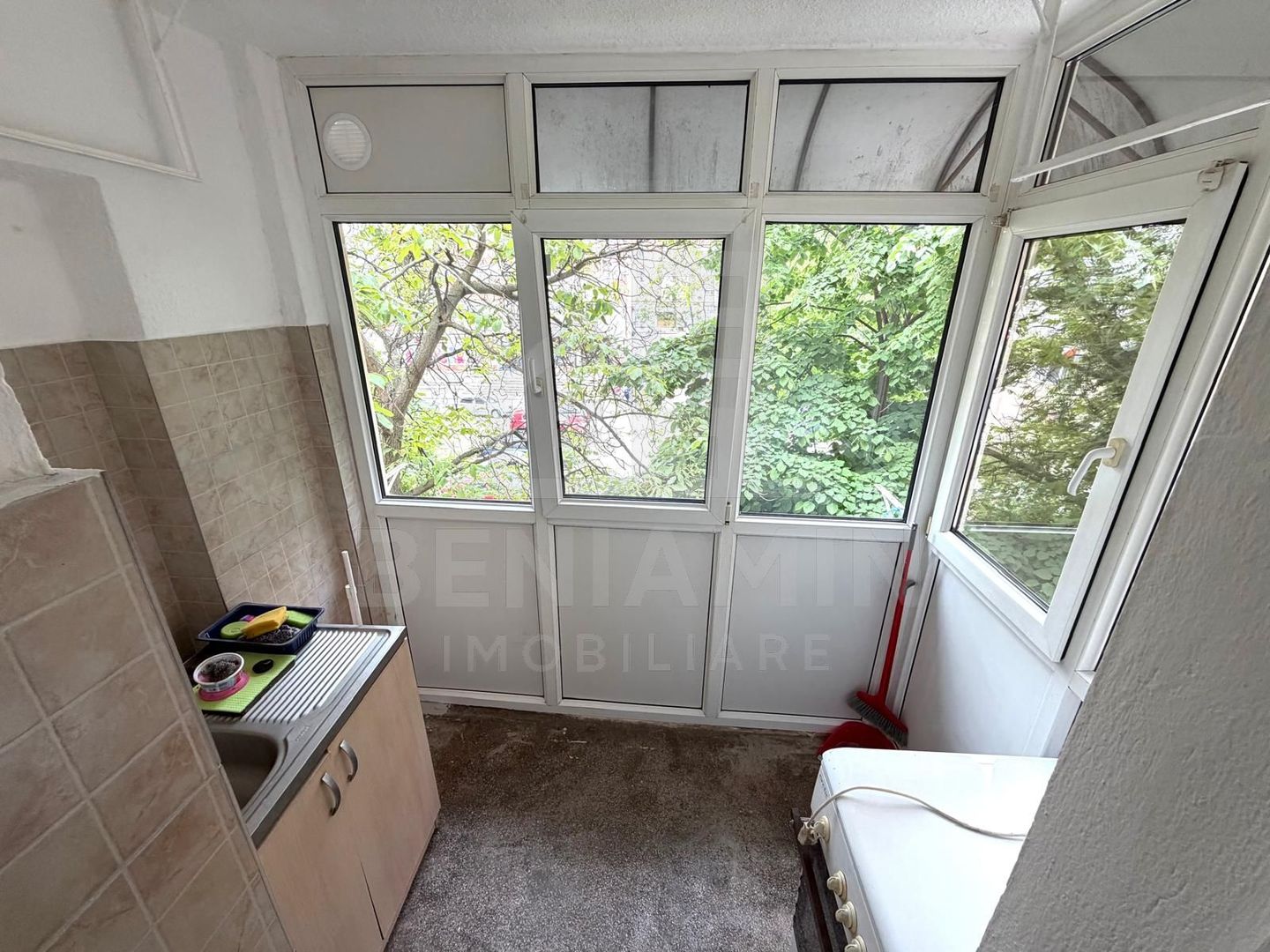 2 camere decomandat - etaj 2 - 52mp - teava de gaze - Sarari - Poză 4