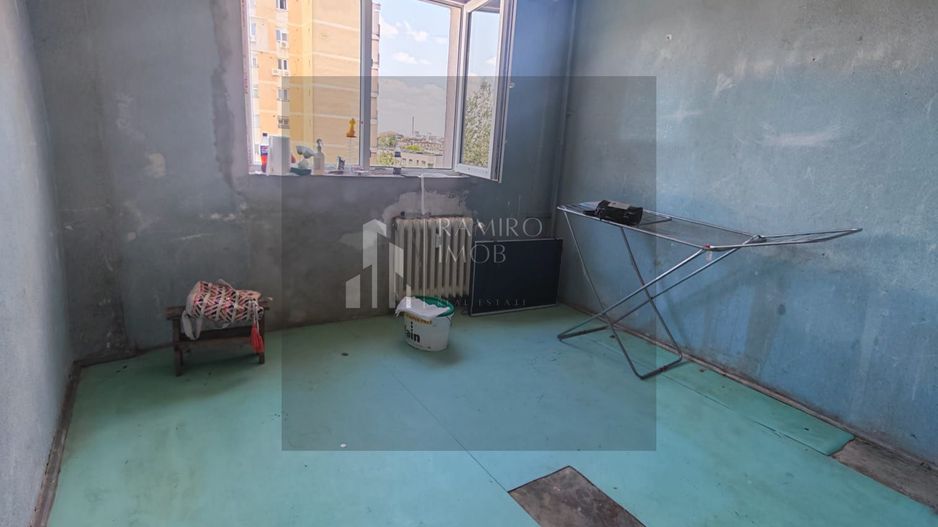 Apartament 2 camere decomandat Bloc Anvelopat Prelungirea Ghencea - Poză 1