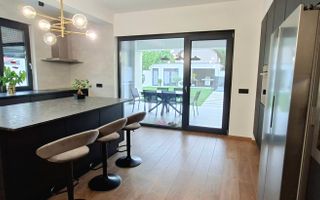 Locuinta individuala exclusivista cu piscina - Dumbravita - Poză 6