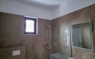 Reședință Modernă cu Finisaje Distinse - Poză 46