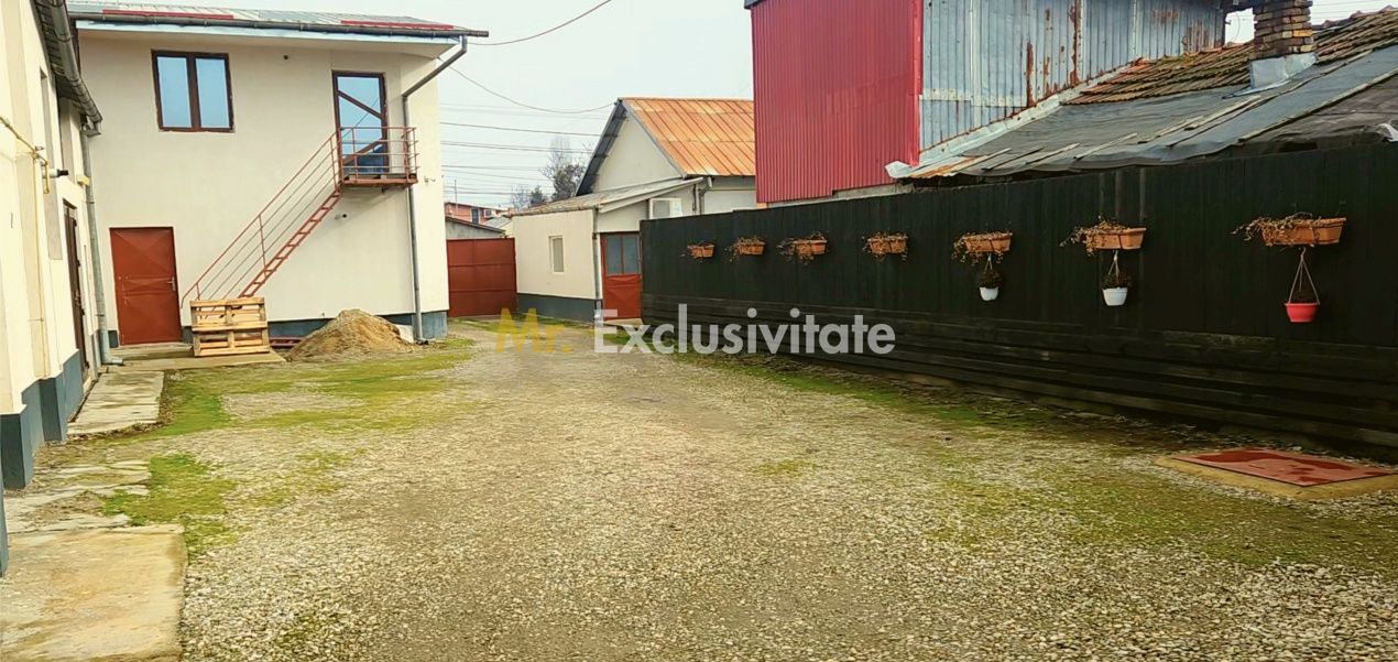 Vila 290mp + 4 spatii comerciale/chiriasi /depozitare, teren 1401 mp, acces DN1 - Poză 26