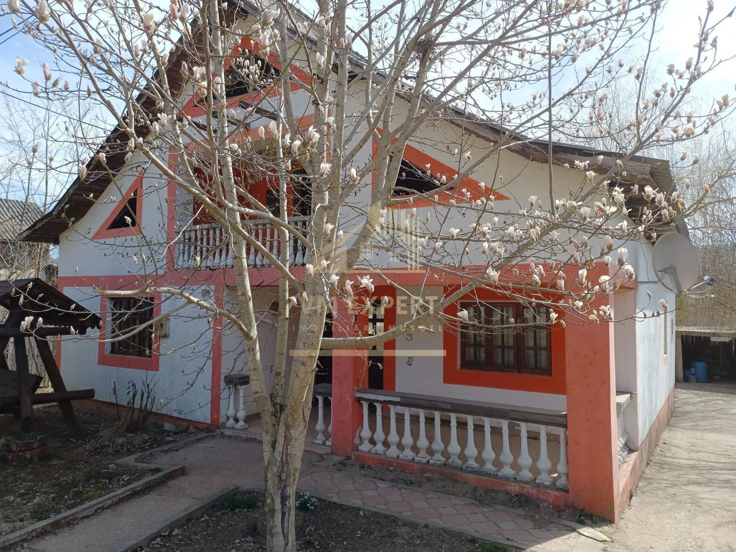 CASA 3 CAMERE, TEREN 1500 MP, VULTURESTI, ARGES - Poză 1