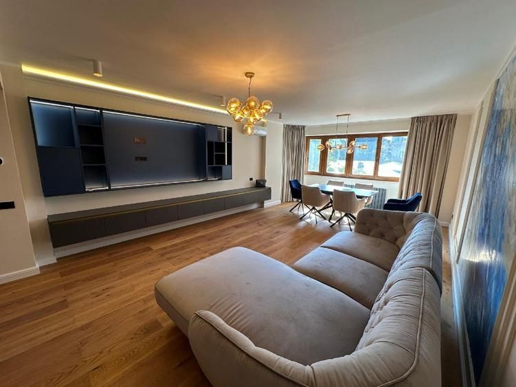 Piața Charles de Gaulle | Apartament 4 camere - Poză 3