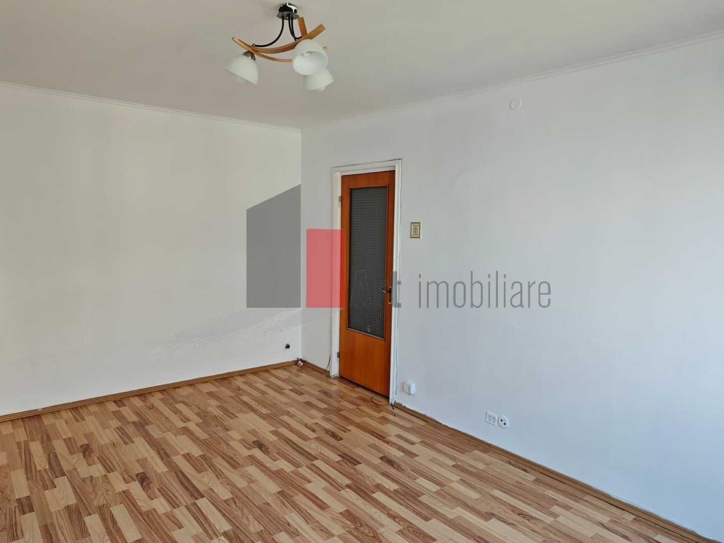 Vânzare apartament 3 camere Bd. Obregia - Piața Străduinței - Poză 4