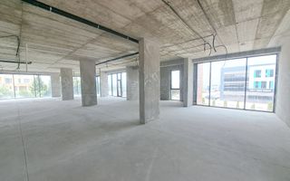 Cladire comerciala situata la drum intens circulat, 1365 mp utili + 20 parcari - Poză 19