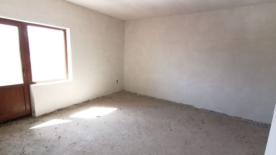 Casa P+1 - comuna 1 Decembrie - str. Victoriei - Poză 8