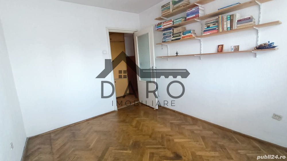 Vând apartament 4 camere in Dâmb - Poză 2