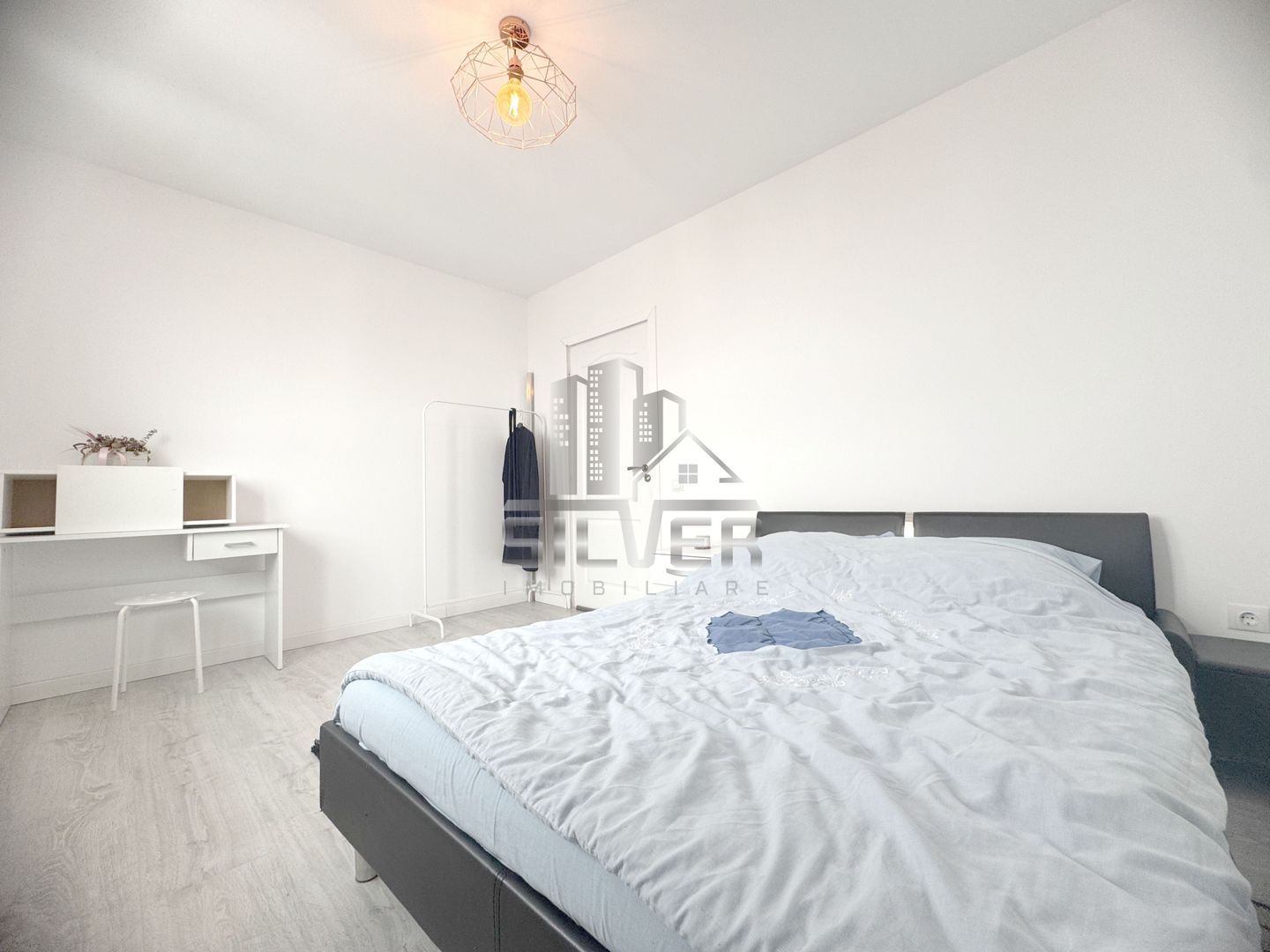 Apartament cu 2 camere/garaj/terasa de 23 mp. - Poză 6