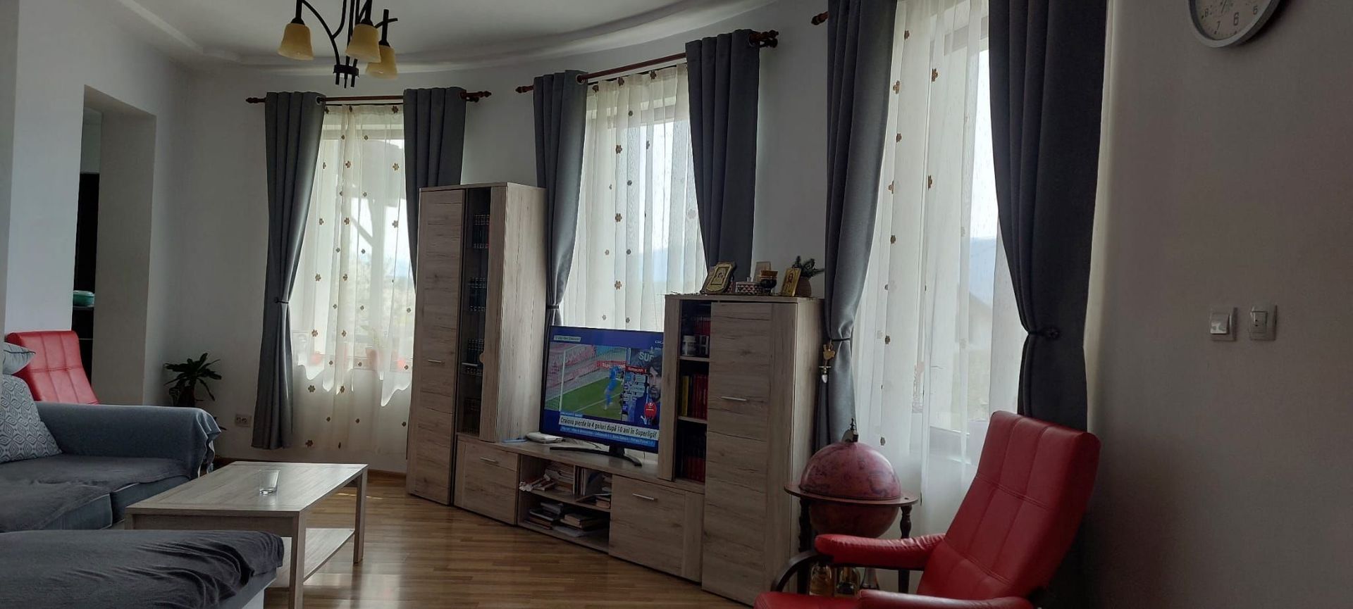 Casa solara si spatioasa, curte 700 mp - Cisnadie - Sibiu - Poză 5