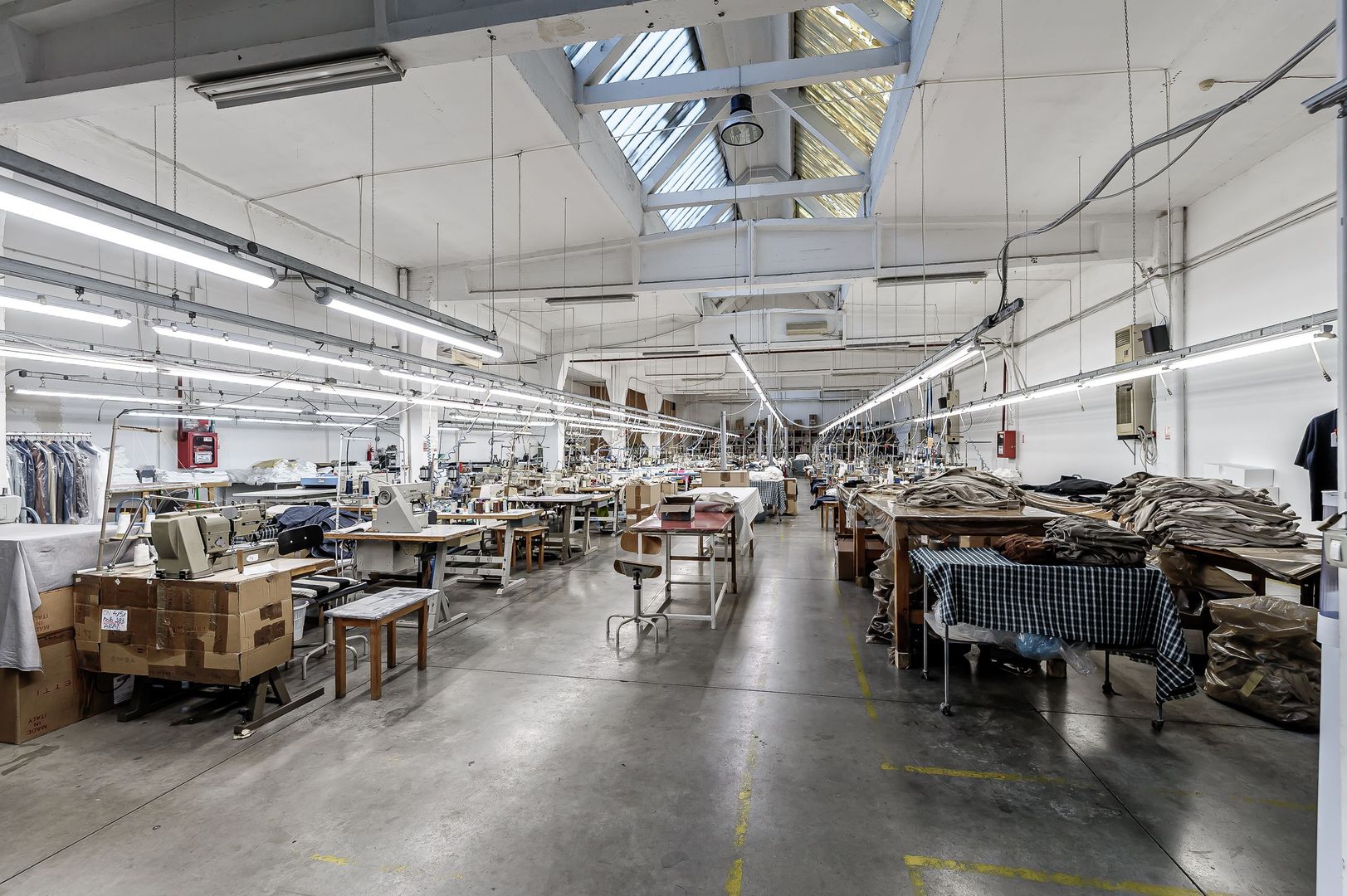 Hală industrială în suprafață de 675 mp - Poză 1