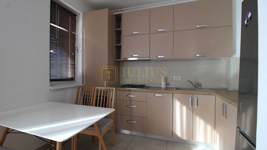 Dumbravita, 3 camere, centrala proprie - Poză 6