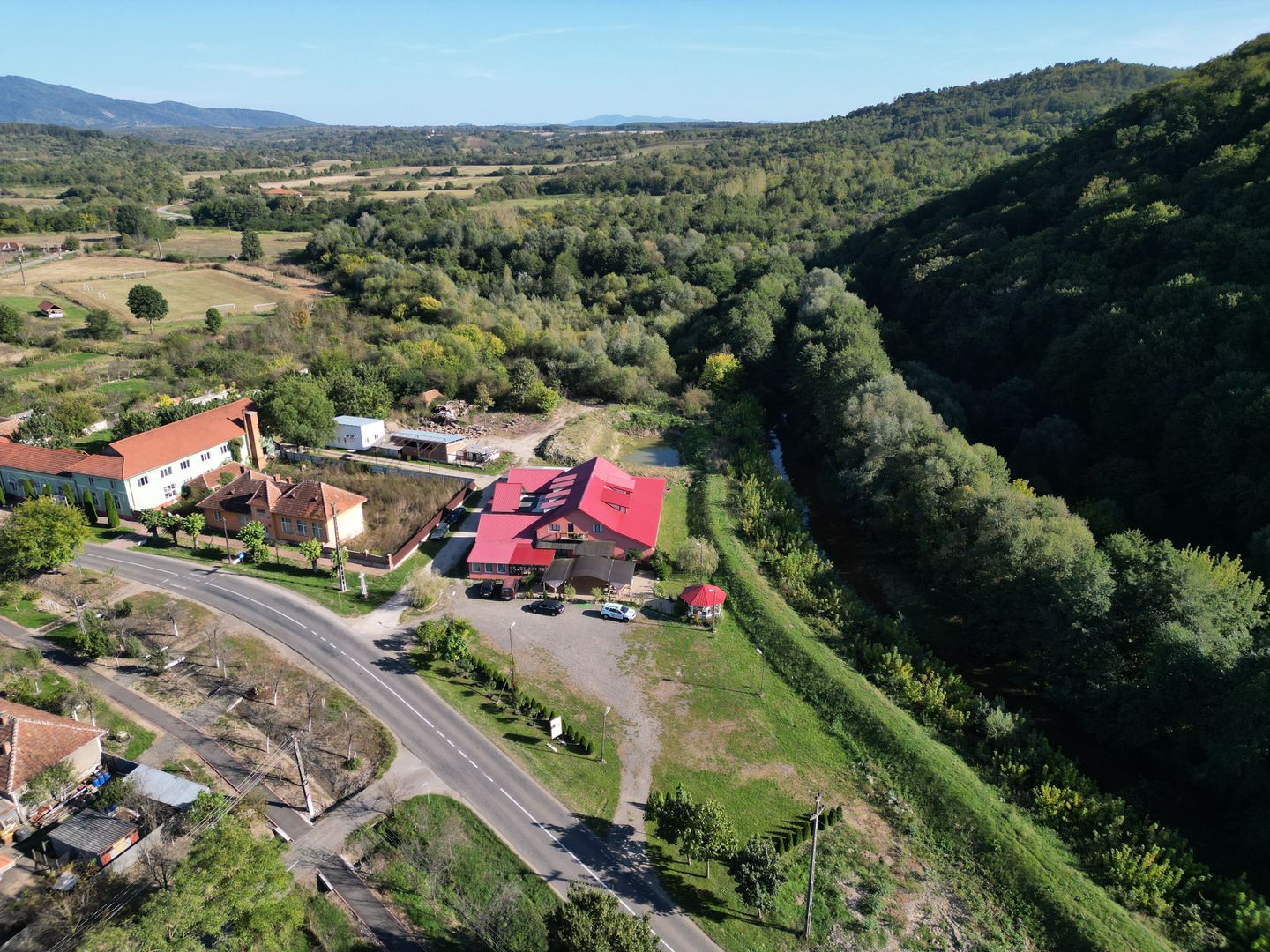 Sala de evenimente în inima naturii - Poză 26