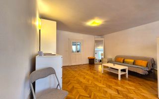 Exclusivitate - Garsonieră la 3 minute de P-ta Sfatului, pet friendly - Poză 6