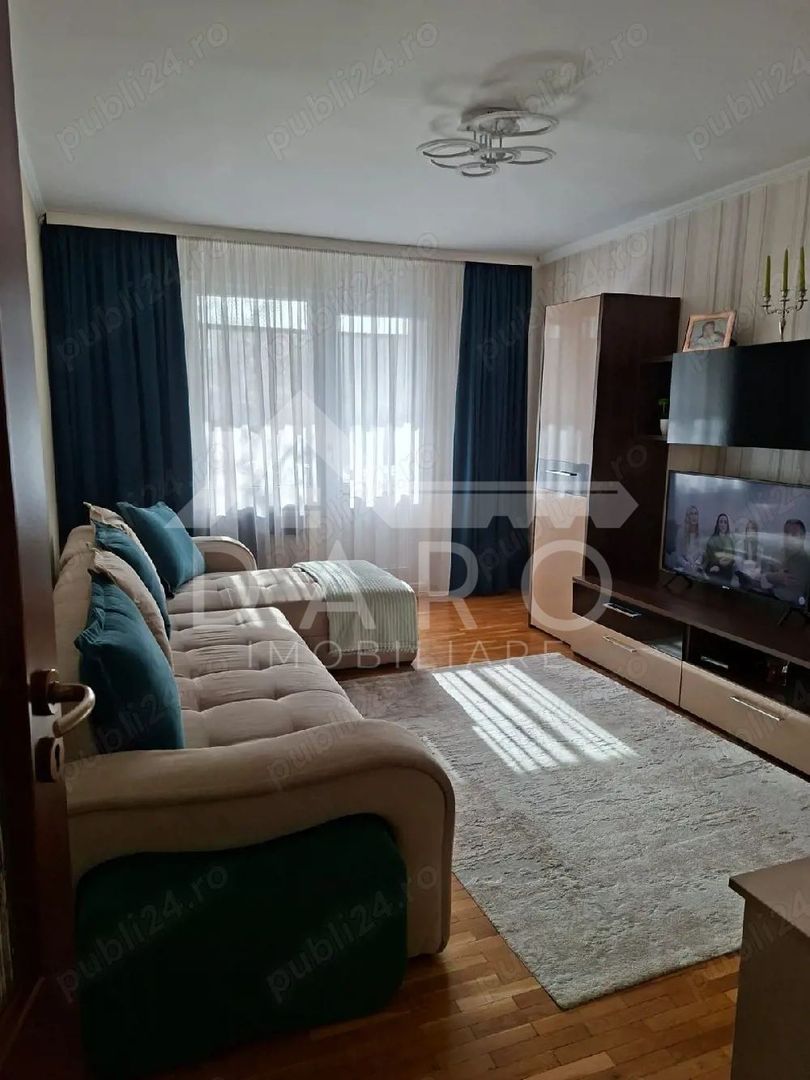 Vand apartament cu 3 camere in Tudor,strada Livezeni. - Poză 1