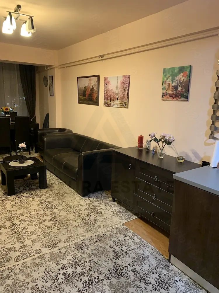 Apartament 2 camere balcon Doamna Stanca Dedeman - Poză 4