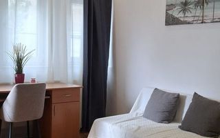Apartament 2 camere, central– ideal locuință sau birou - Poză 2