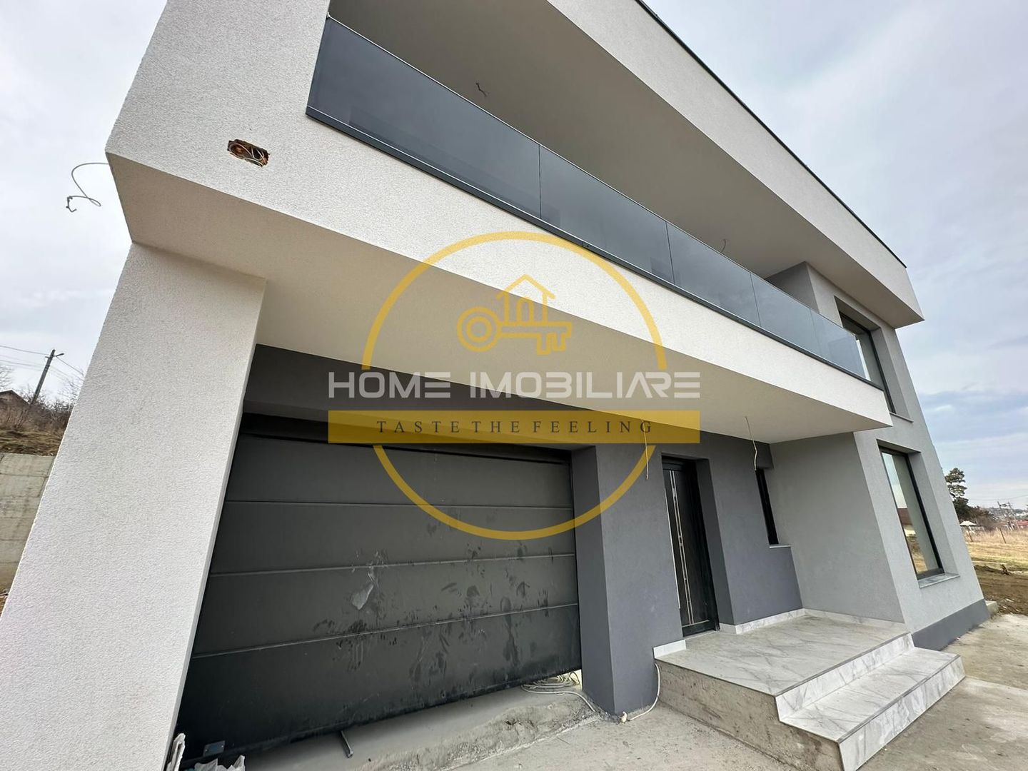 Vila Barnova 238 mp - Poză 2