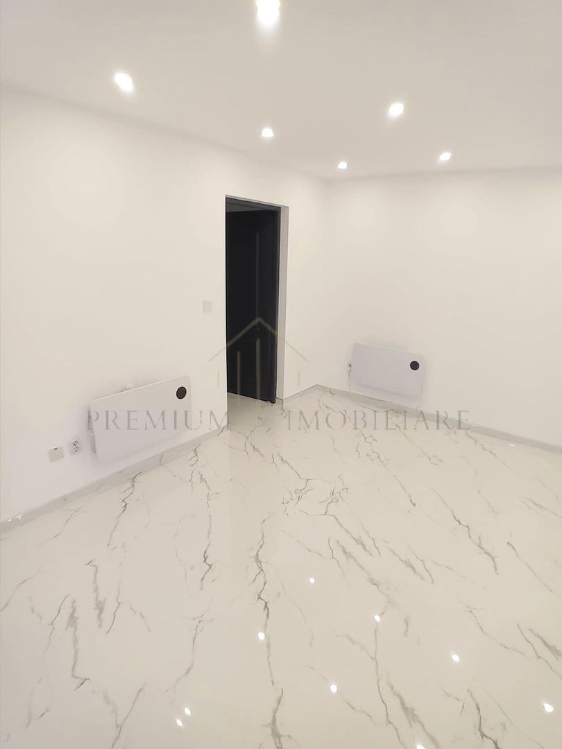 Spatiu Comercial de Vanzare sau Inchiriere In Onesti - Zona centrala - Poză 11