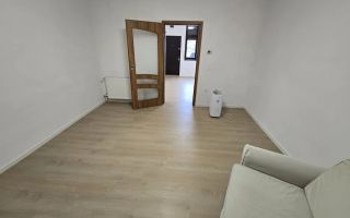 Apartament 3 camere | 65 mp | Acces stradal | Zona Lazaret - Poză 6