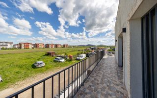 Sanpetru ,Subcetate-Casa 4 camere,3 bai+480 mp teren - Poză 54