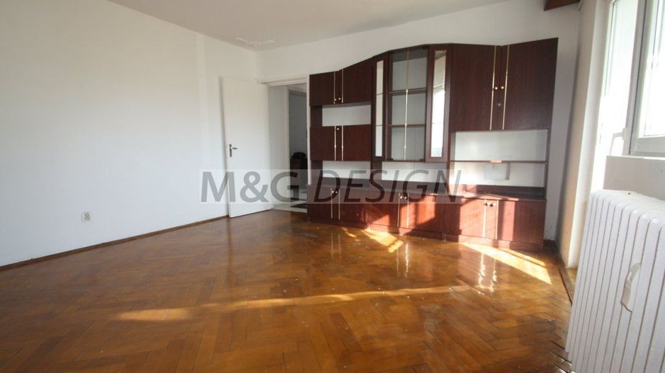 Apartament 3 camere Calea Martirilor - Poză 1