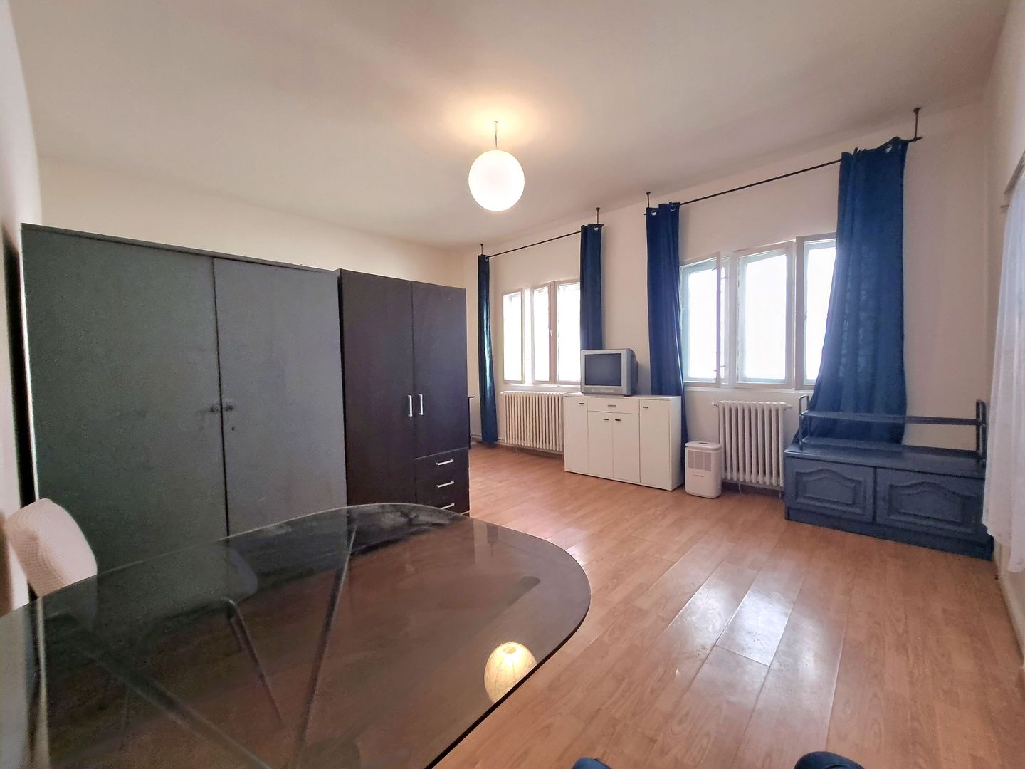 Apartament cu 1 cameră, foarte spațios, parter, clădire istorică, zona Traian - Poză 1