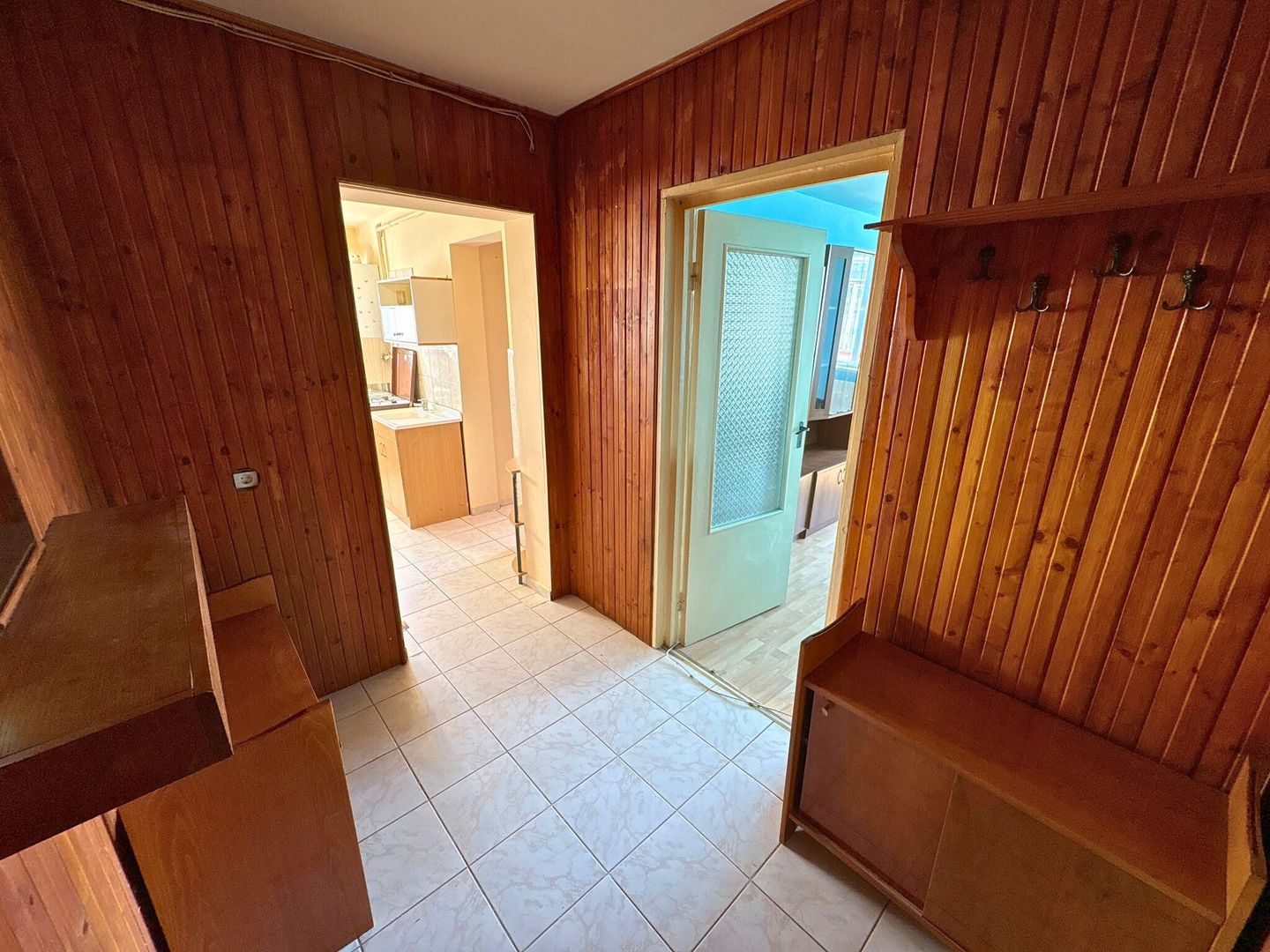 Apartament 2 camere 47,5 M² + balcon 7,5 M² cu priveliste Simeria - Poză 9