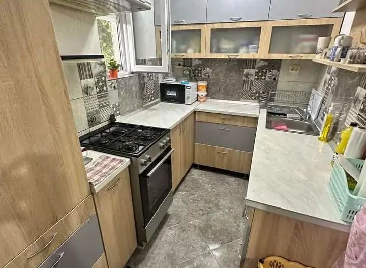 BRASADAS vinde apartament cu 3 camere. - Poză 6