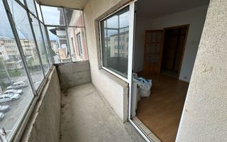 Apartament 3 camere, decomandat, 76mp, in zona Grui - Poză 22