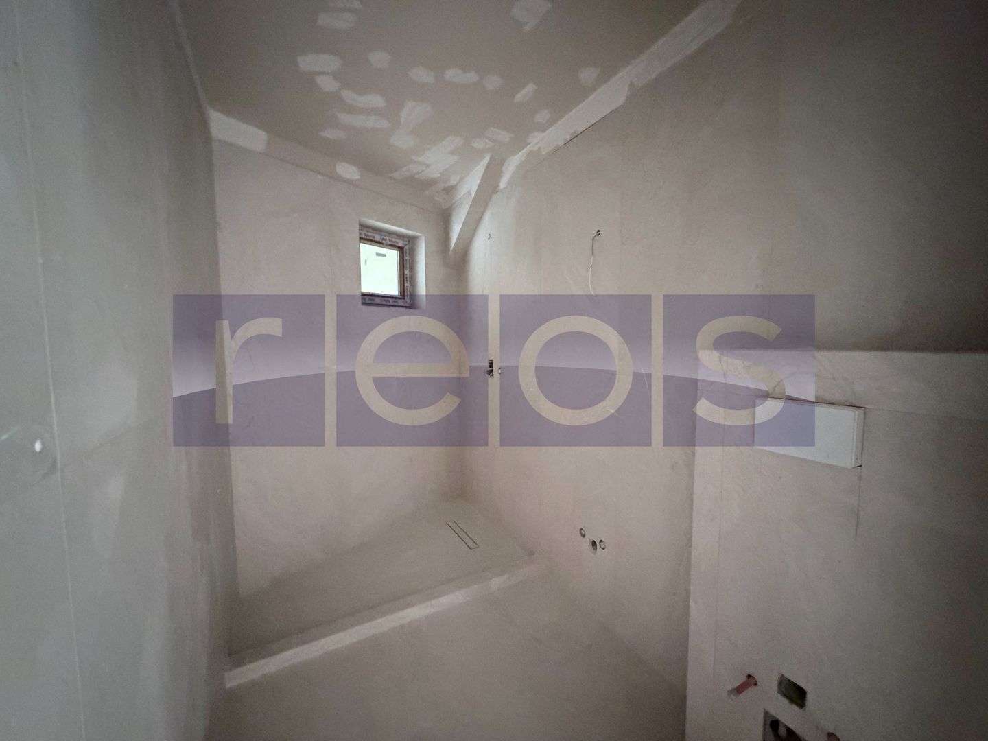 VANZARE 3 CAMERE | 100 MP UTILI | LOC DE PARCARE INCLUS | JIULUI - Poză 10