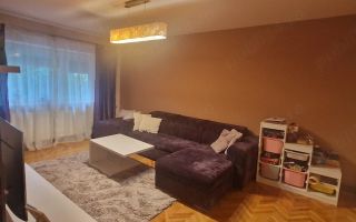 Apartament 4 camere Aradului etaj 1 - Poză 2