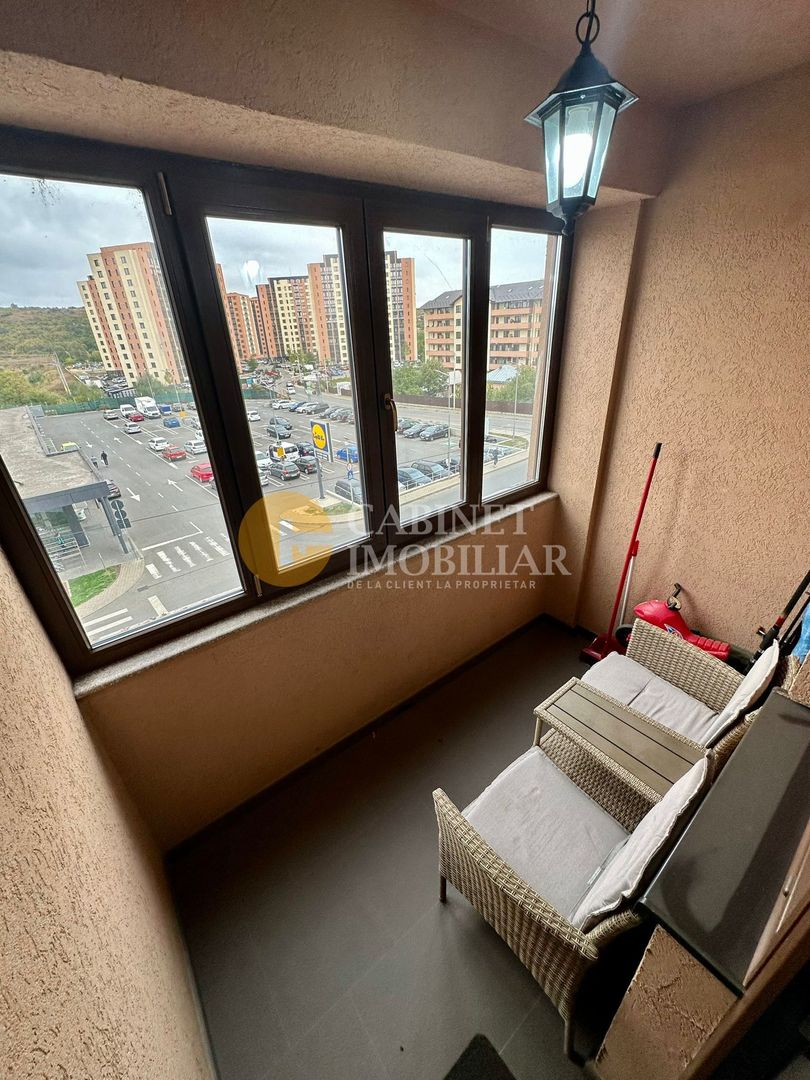 Apartament Cu 3 Camere Etaj 1 Zona Cug - Poză 3