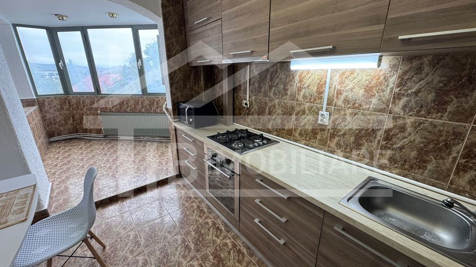 Apartament cu 3 camere, decomandat, 80mp, Zona Ultracentral - Poză 7